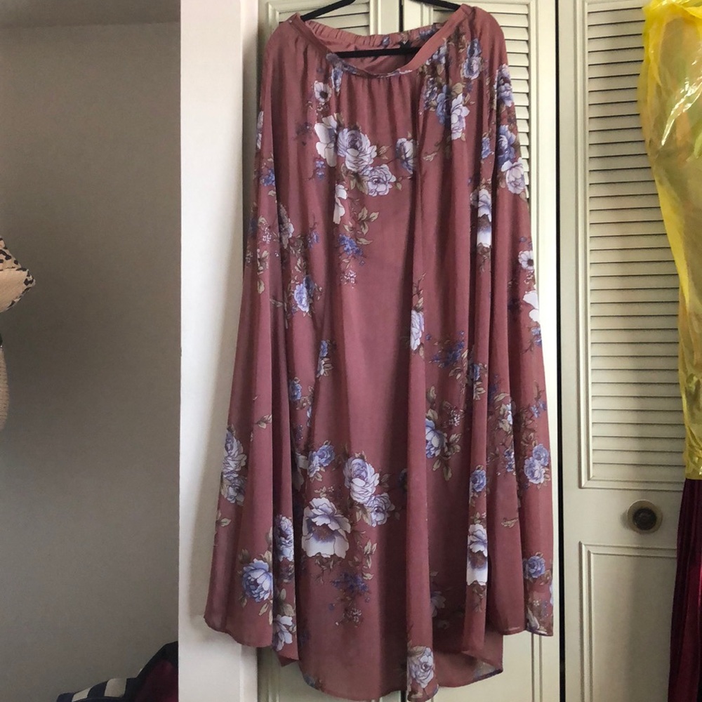 BUNDLE 2=20 Maxi Floral Blush Skirt